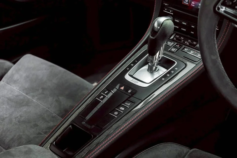 2020 Porsche Panamera II 2