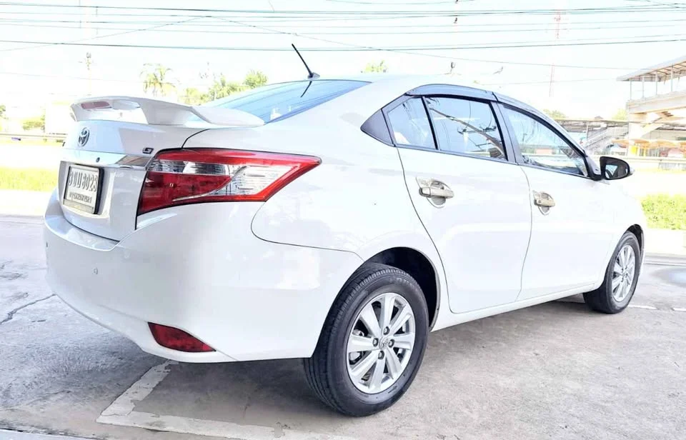 2013 Toyota Vios III 3