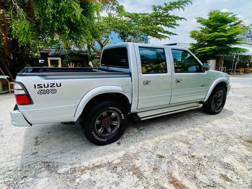 2001 Isuzu Faster Dragon Eyes III 3