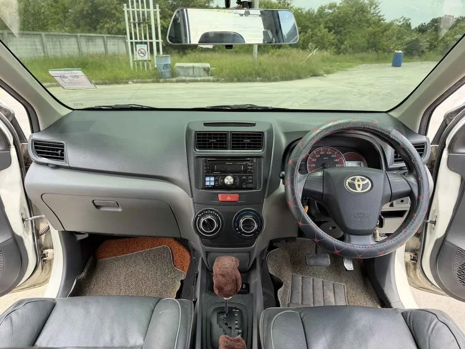 2012 Toyota Avanza II 2