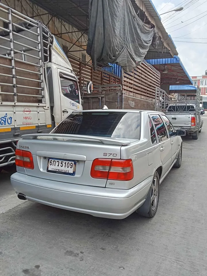 1997 Volvo S70 3