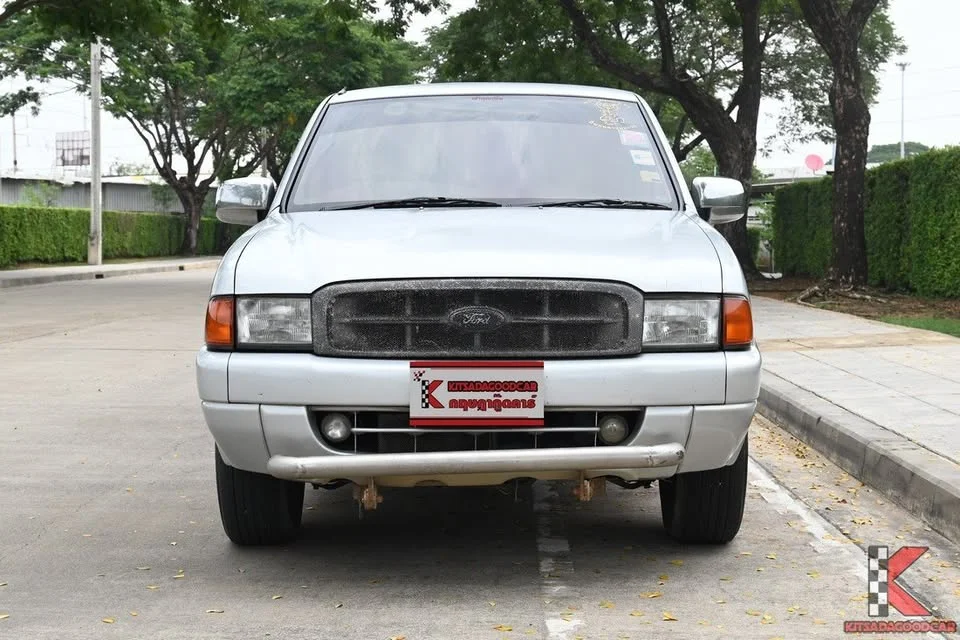 2000 Mazda 2500 Fighter V 3