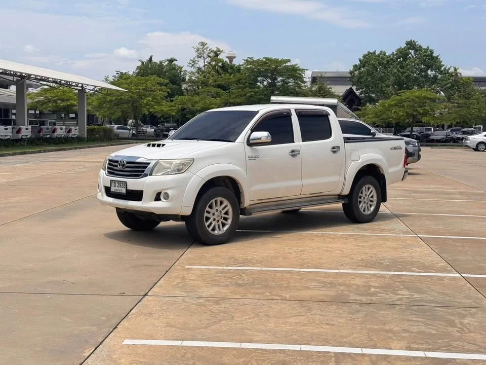 2011 Toyota Hilux VII 2