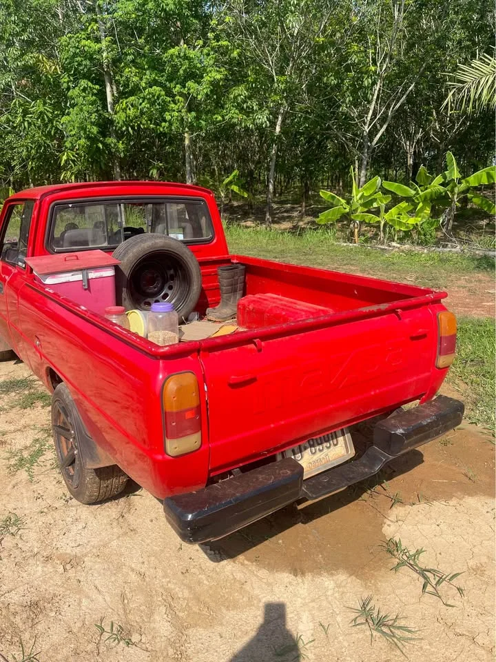 1980 Mazda B-series (Familia) III 3