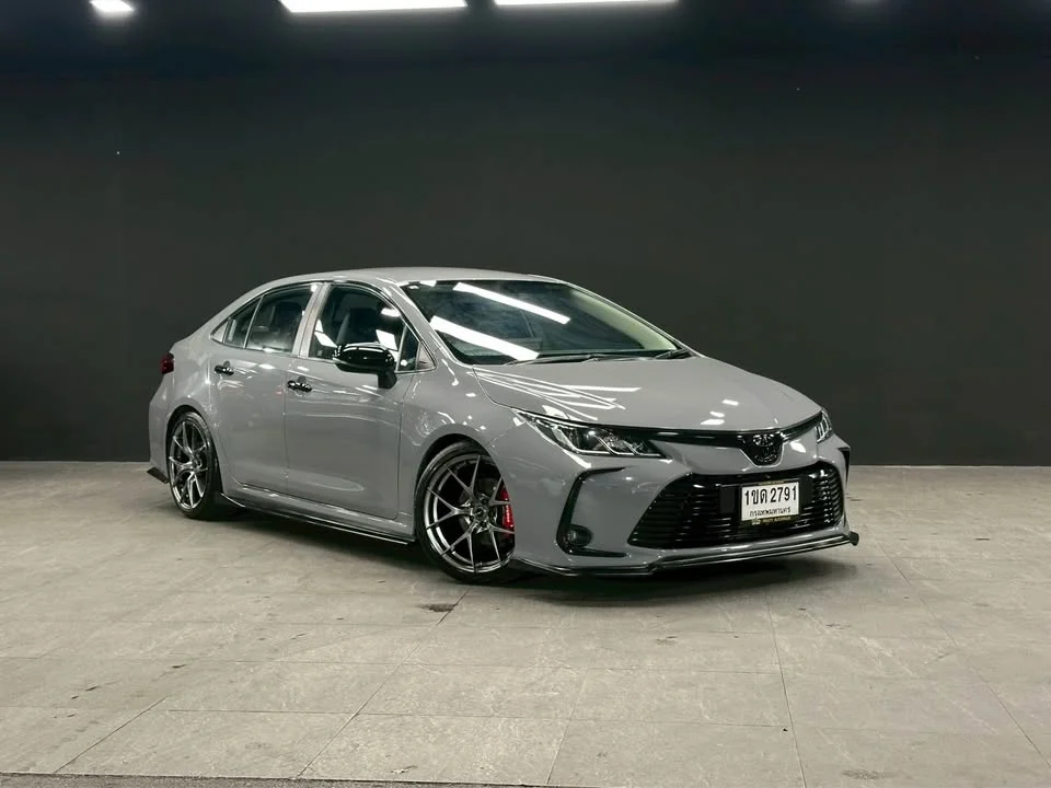 2020 Toyota Corolla Altis XII (E210) 3