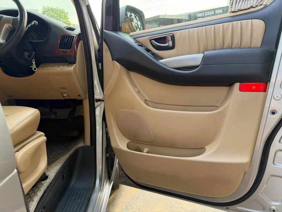 2011 Hyundai H-1 II 2