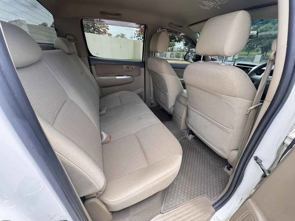 2011 Toyota Hilux VII 3