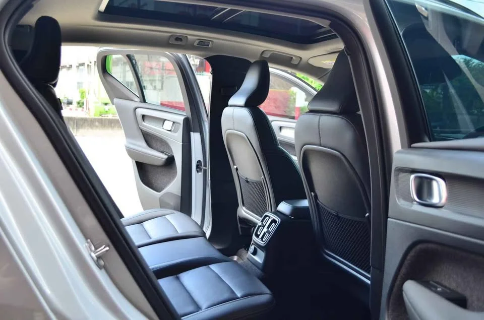 2021 Volvo XC40 3