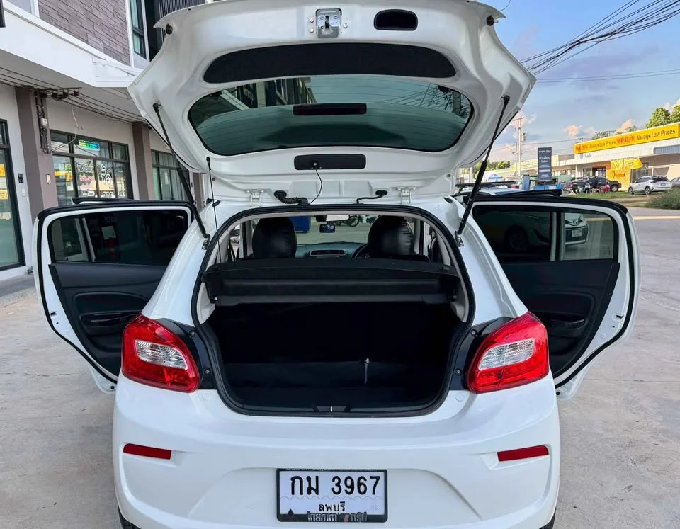 2018 Mitsubishi Mirage VI 2