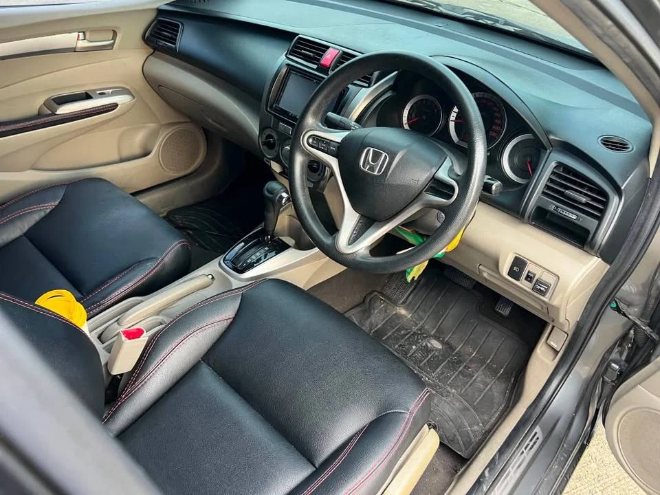 2010 Honda City V 3
