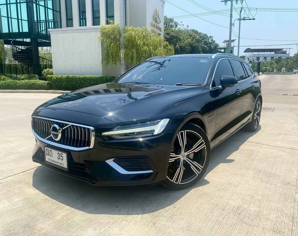 2021 Volvo V60 II 2