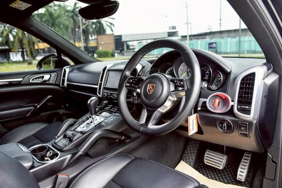 2016 Porsche Cayenne II 2