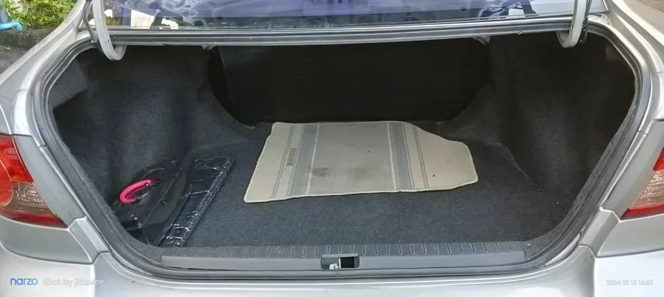2004 Toyota Corolla Altis IX (E120) 3