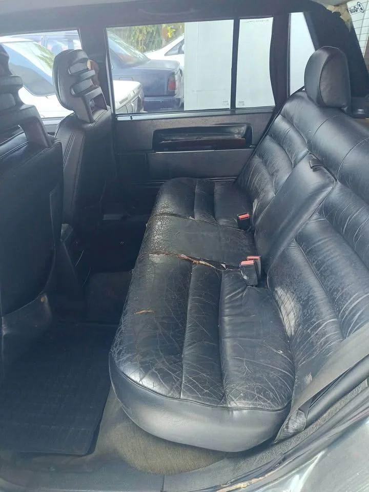 1990 Volvo 700 Series 3