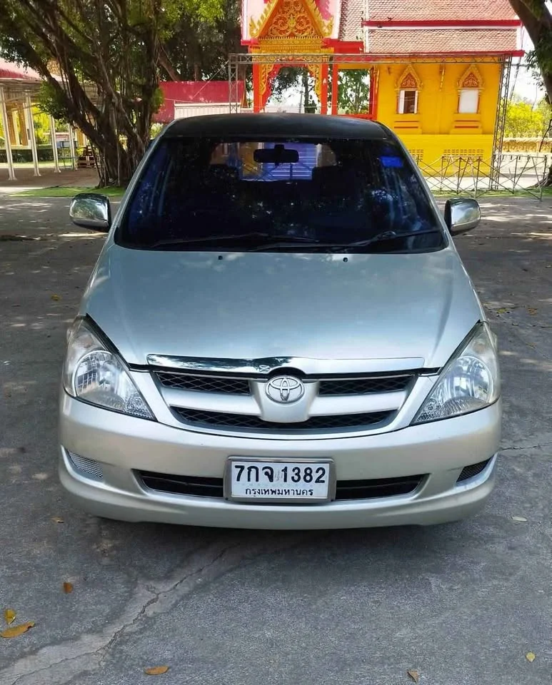 2008 Toyota Innova I 3