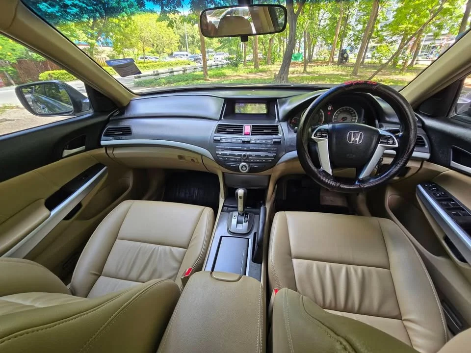2010 Honda Accord VIII 2