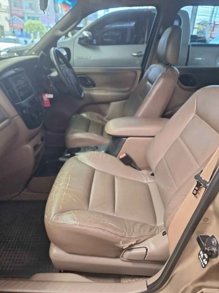 2004 Ford Escape I 2
