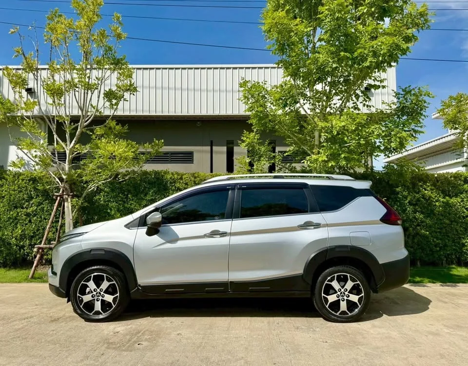 2021 Mitsubishi Xpander I 3