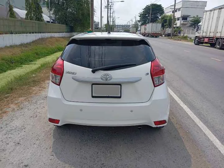 2015 Toyota Yaris III 3