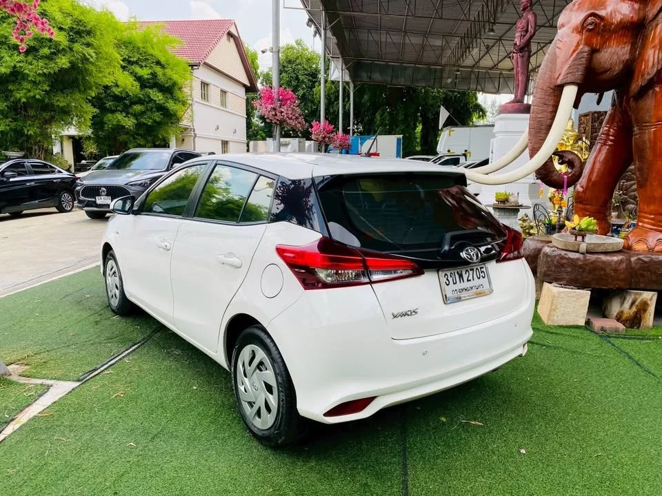 2022 Toyota Yaris III 3