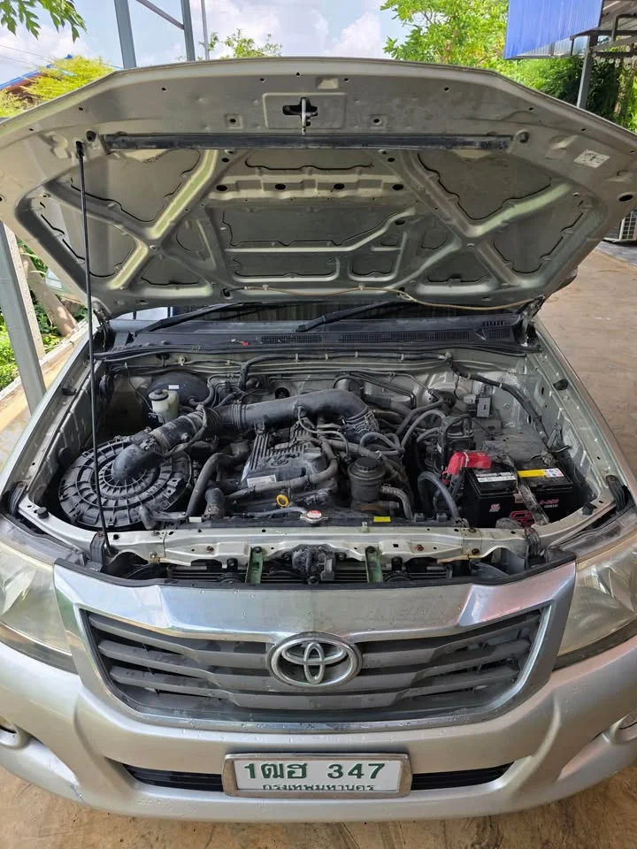 2011 Toyota Hilux VII 2