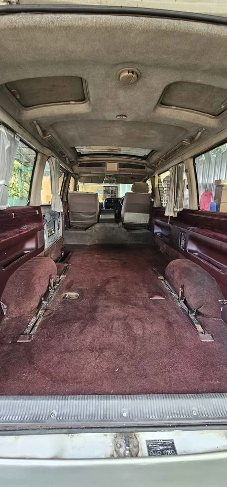 Toyota Commuter IV (H100) 3