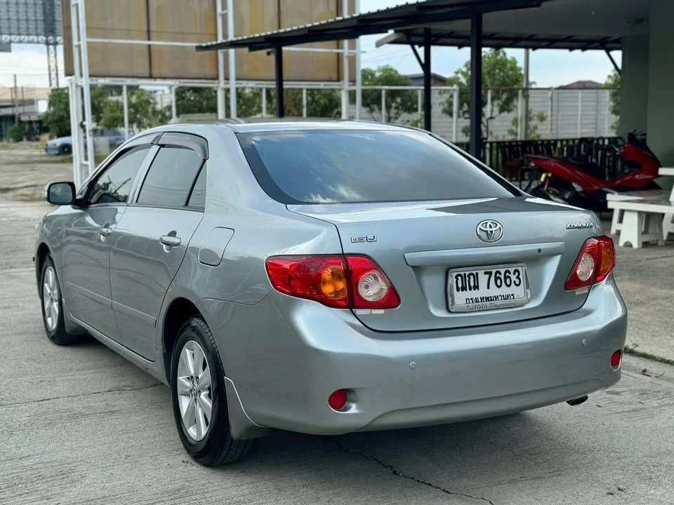 2009 Toyota Corolla Altis X (E140) 3