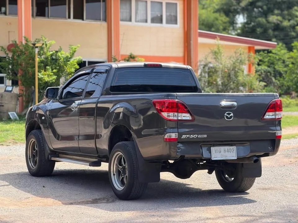 2017 Mazda BT-Series II 2