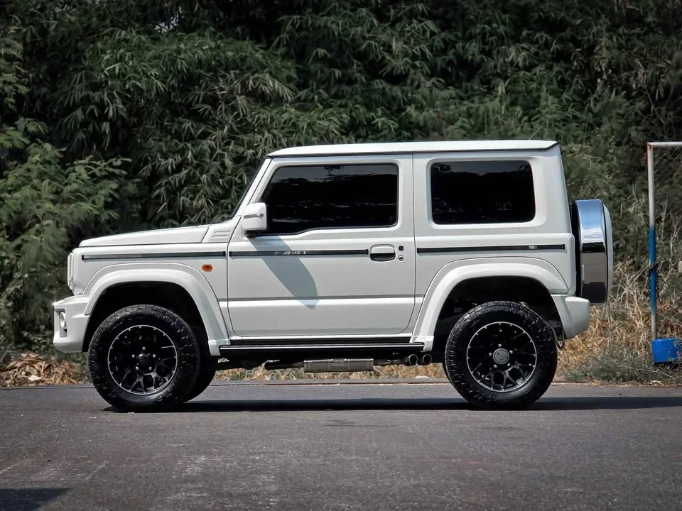2021 Suzuki Jimny IV 2