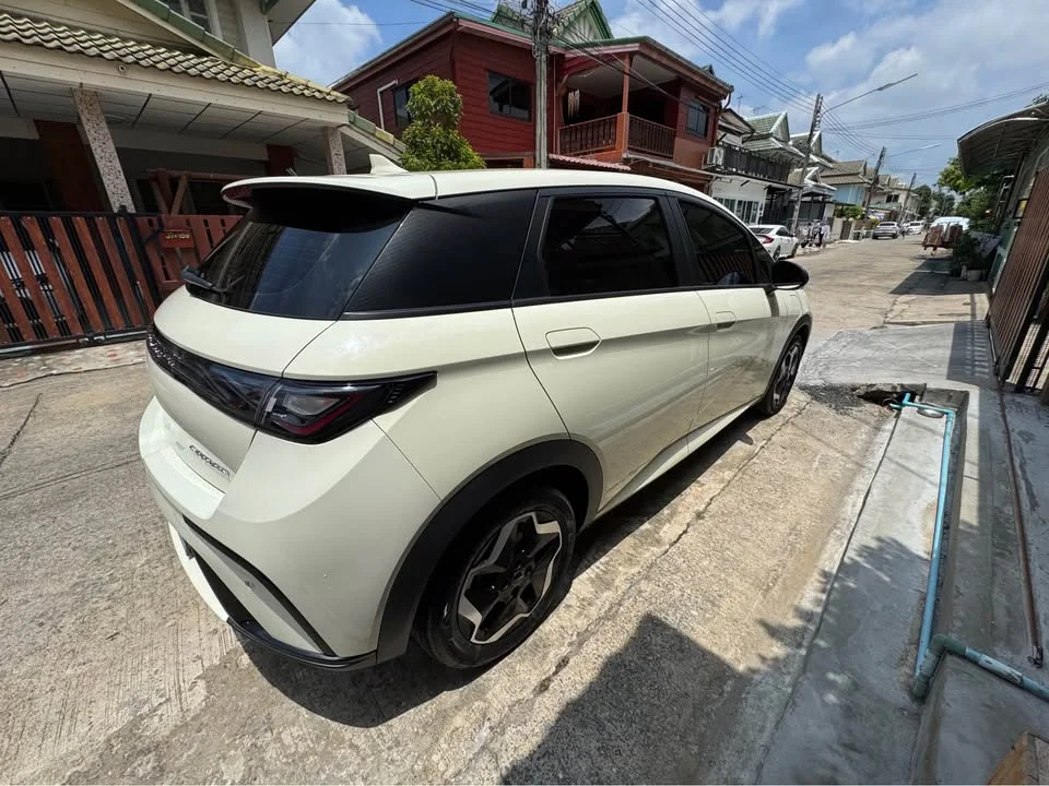 2023 BYD Dolphin 2