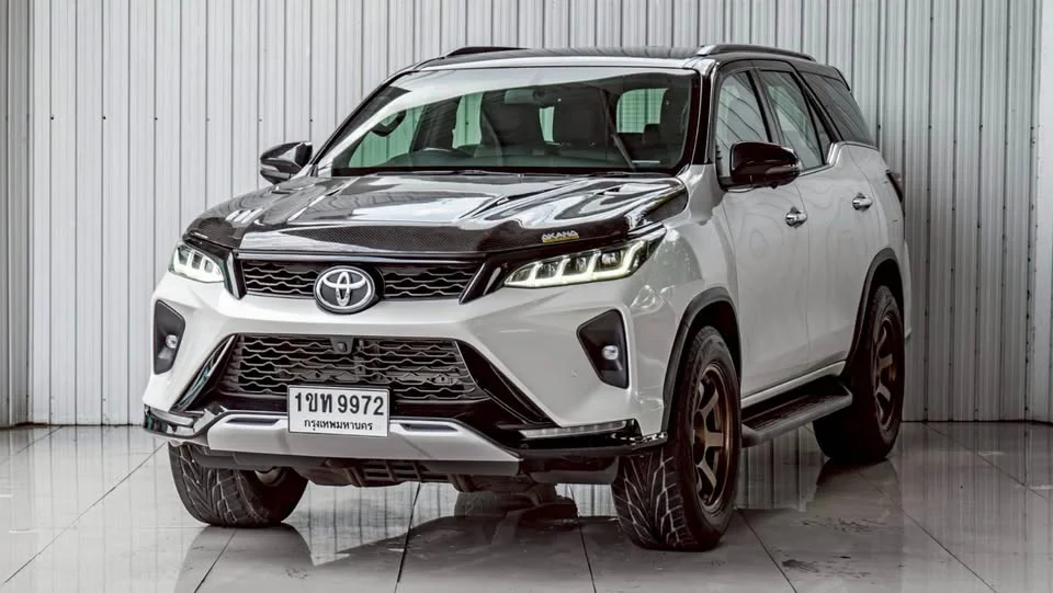 2020 Toyota Fortuner II 3