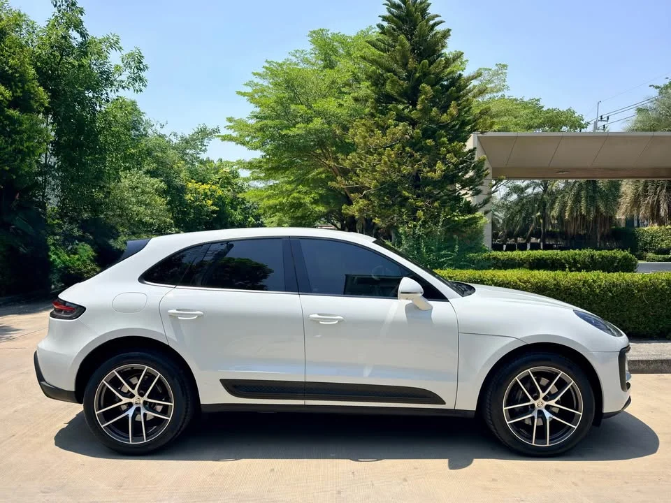 2022 Porsche Macan I 2