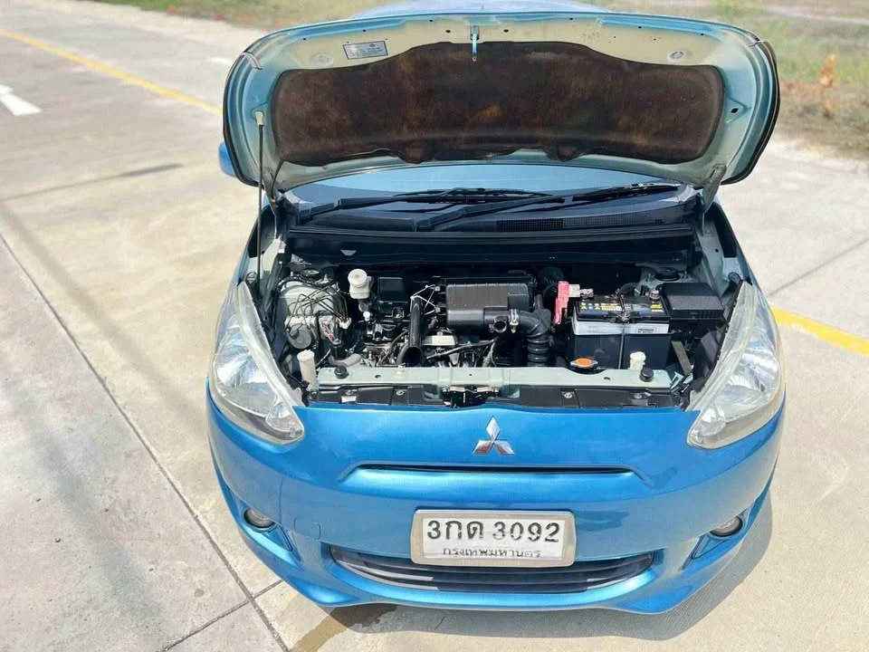 2014 Mitsubishi Mirage VI 3