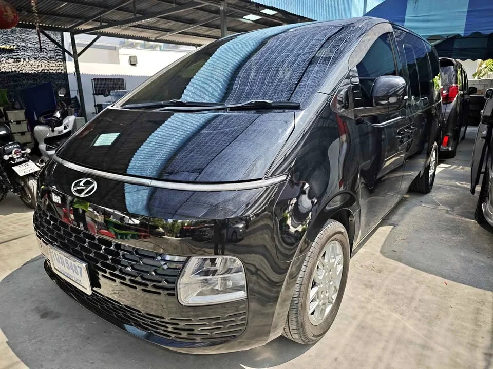2021 Hyundai Staria US4 3