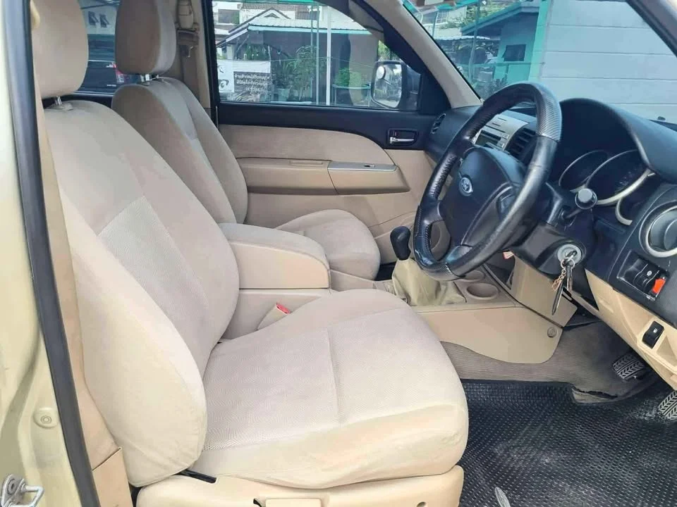 2007 Ford Everest I 2