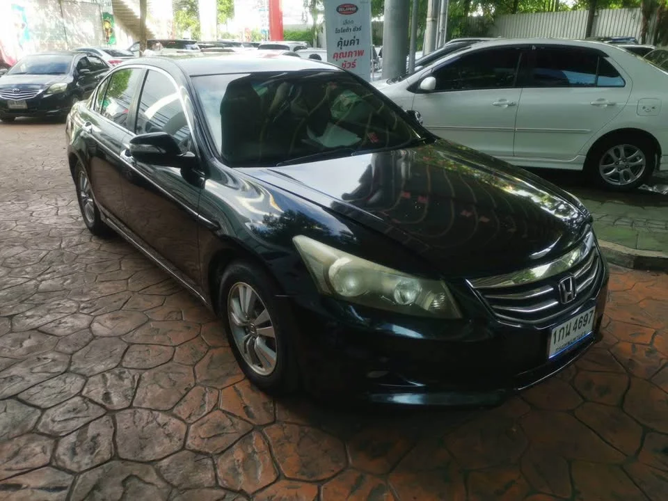 2012 Honda Accord VIII 3