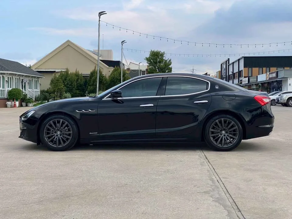 2019 Maserati Ghibli Tipo M157 3