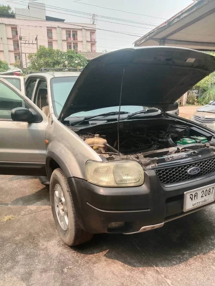 2004 Ford Escape I 2