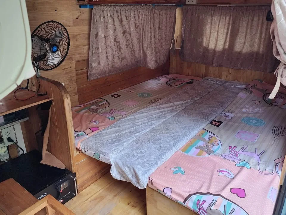 1996 Toyota Commuter IV (H100) 2