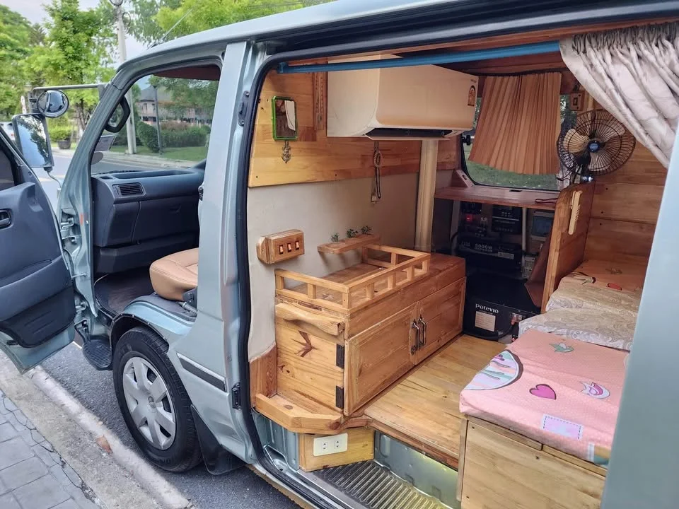1996 Toyota Commuter IV (H100) 3