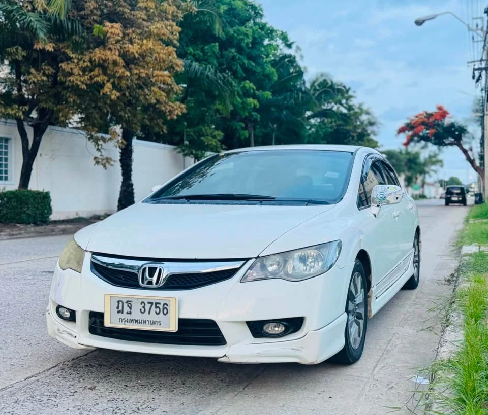 2010 Honda Civic VIII 3