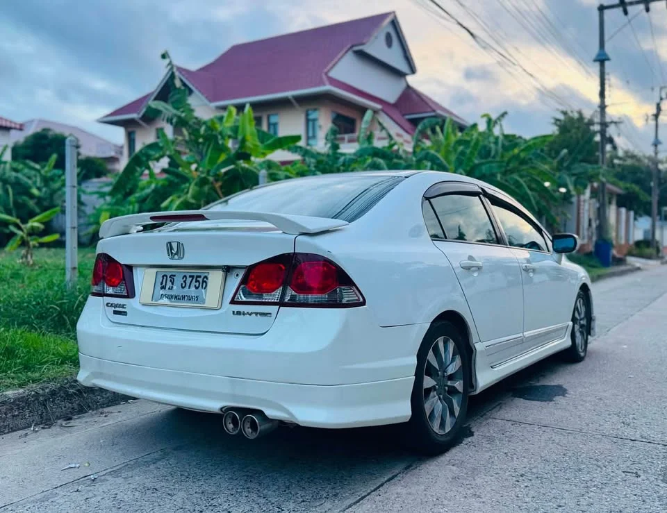 2010 Honda Civic VIII 2
