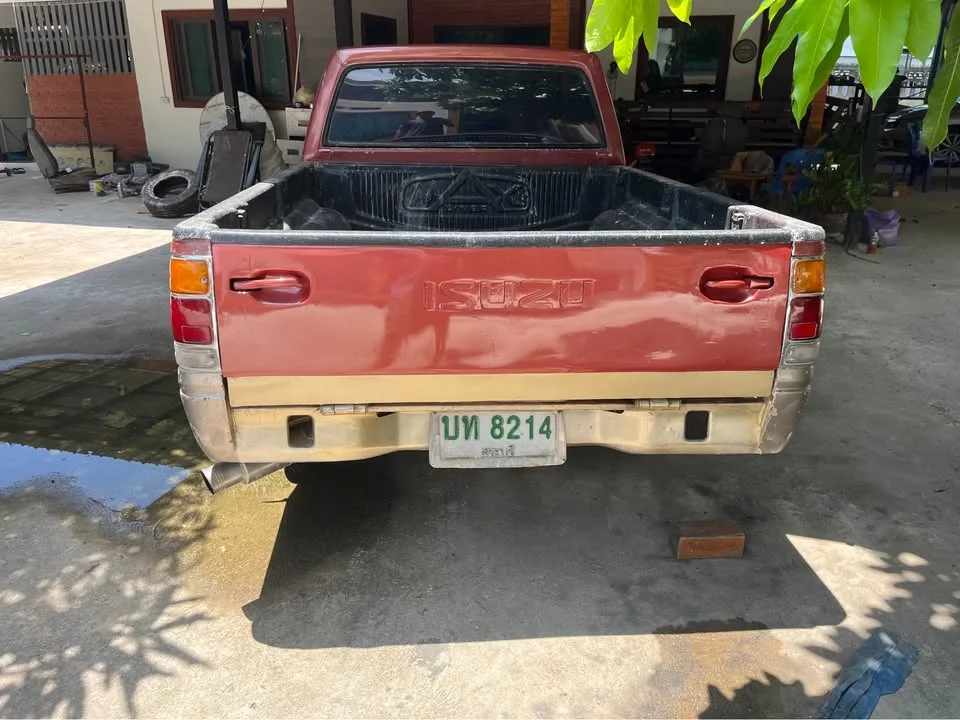 1991 Isuzu TFR III 2
