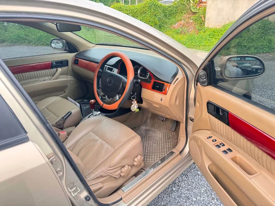 2005 Chevrolet Optra 2