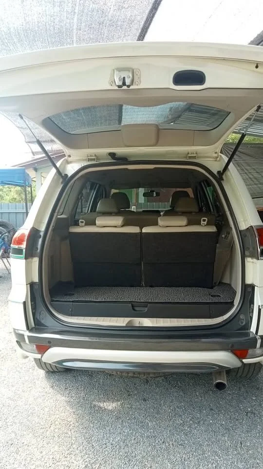 2009 Mitsubishi Pajero Sport II 2