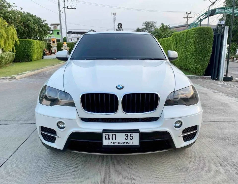 2011 BMW X5 E70 3