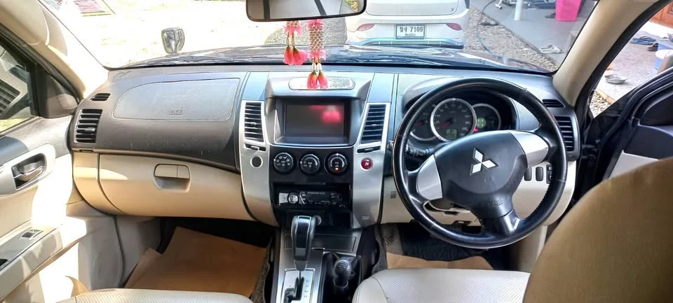 2009 Mitsubishi Pajero Sport II 3