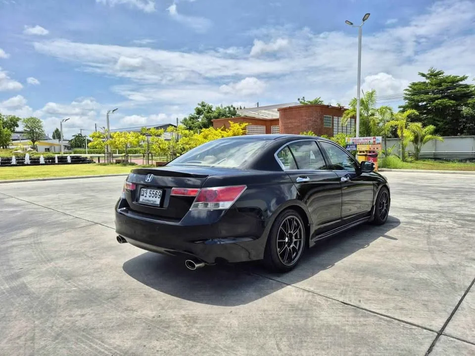 2008 Honda Accord VIII 2