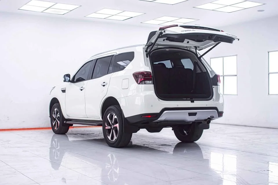 2023 Nissan Terra 3
