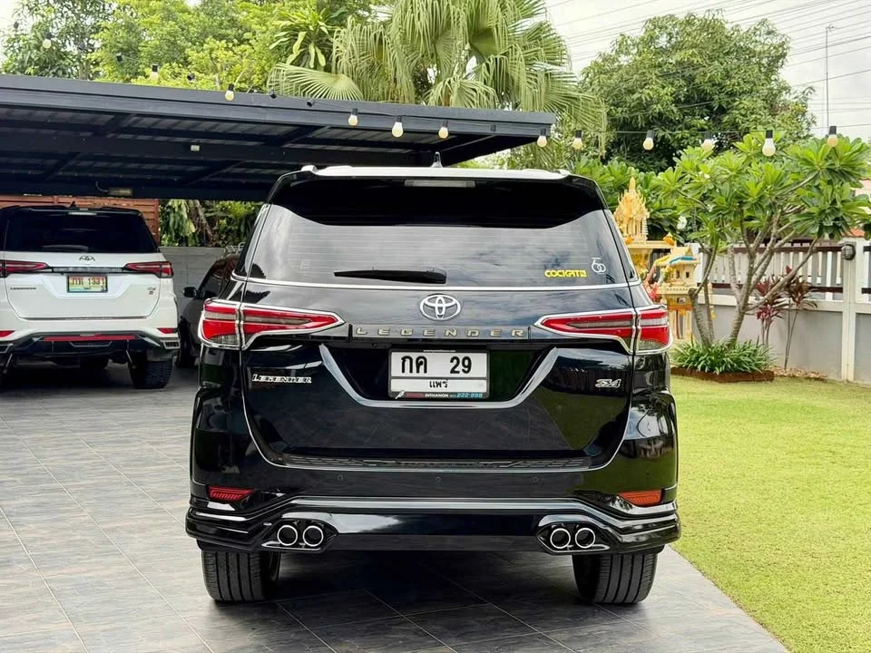 2022 Toyota Fortuner II 3